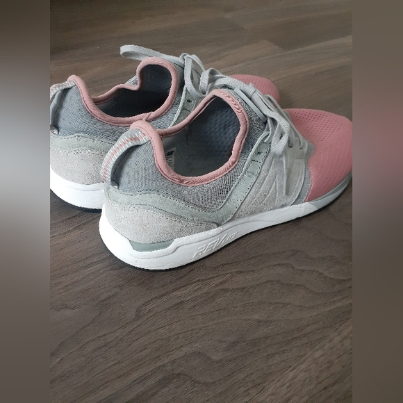 New Balance 247 Peach & Cream - Picture 5 of 11